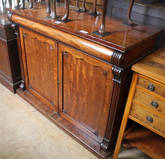 William IV mahogany chiffonier(-)